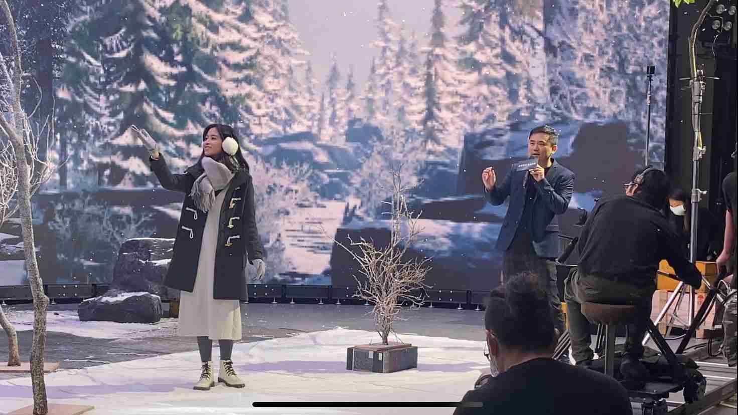 尊时凯龙以ALED先进显屏技术，，，与金马奖视觉特效团队“再现影像”携手合作打造LED虚拟摄影棚，，，，提供沉浸式表演体验，，，并精简拍摄成本与时间